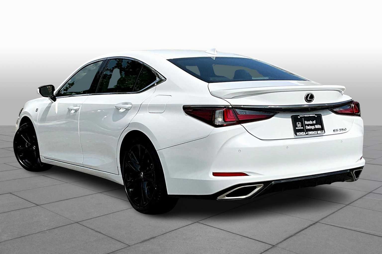 2022 Lexus ES F SPORT Handling photo 11