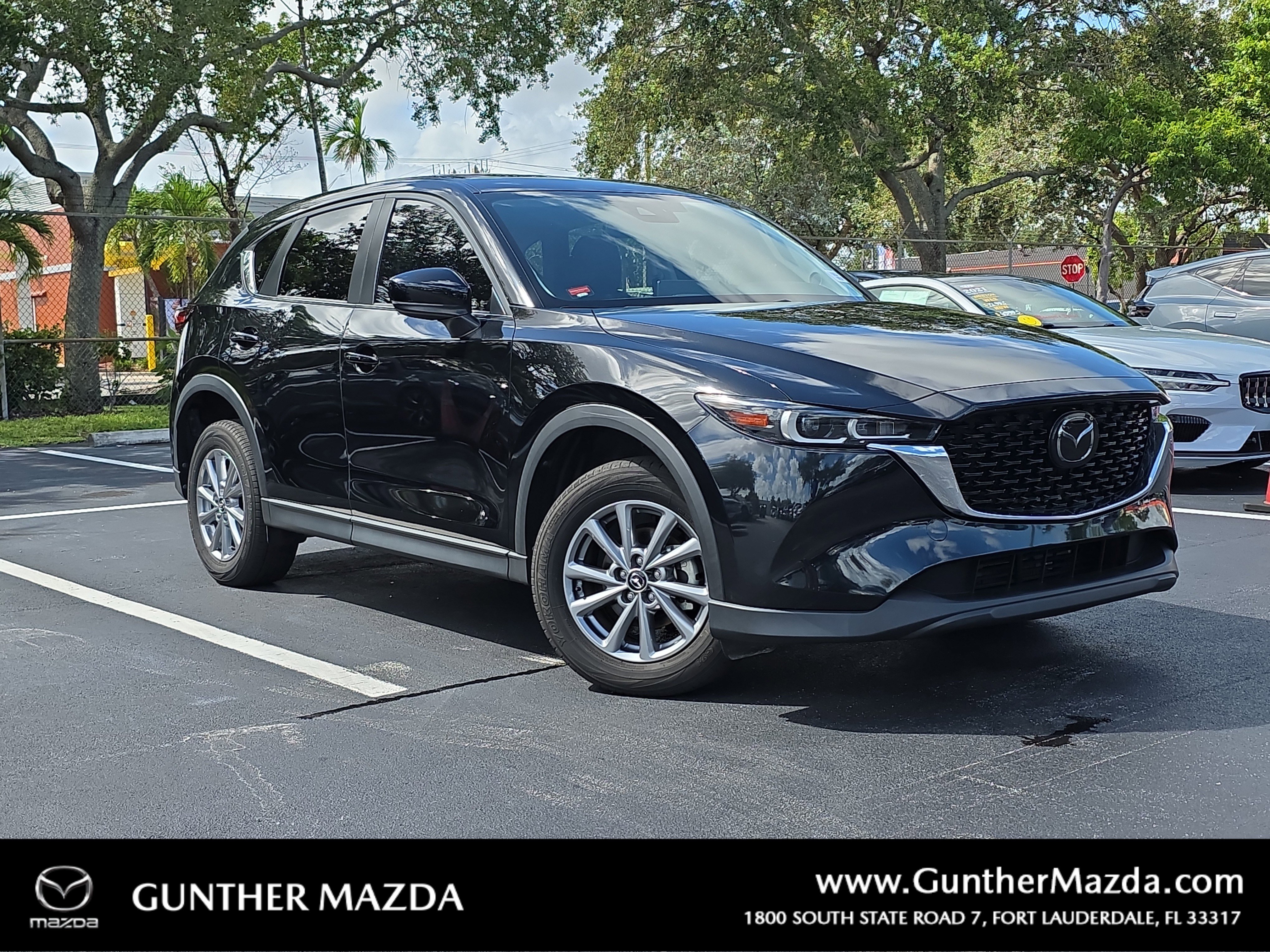 2023 Mazda CX-5 S Preferred package