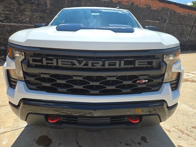 2026 Chevrolet Silverado 1500 Custom Trail Boss photo 2