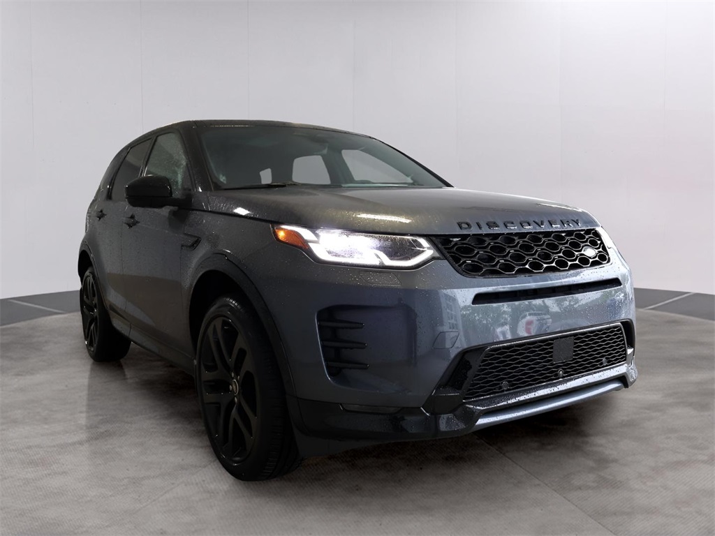2025 Land Rover Discovery Sport SE photo 2