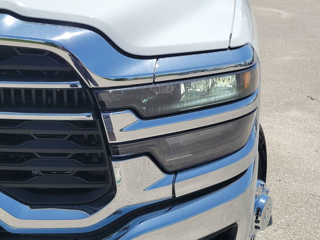 2025 Ram 3500 Tradesman photo 14