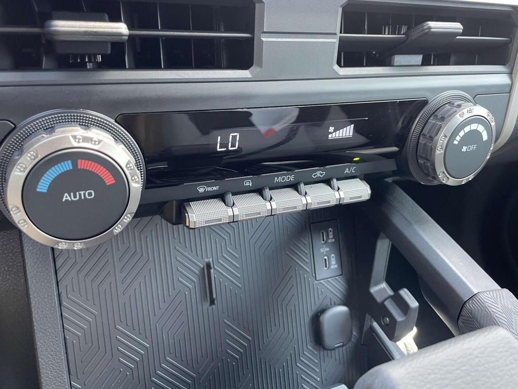 2025 Toyota Tacoma TRD Off-Road 4x4 Double Cab photo 12