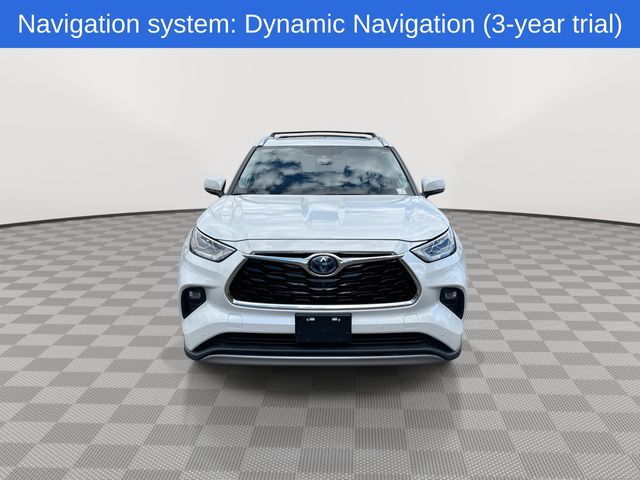 2022 Toyota Highlander Hybrid Platinum photo 3