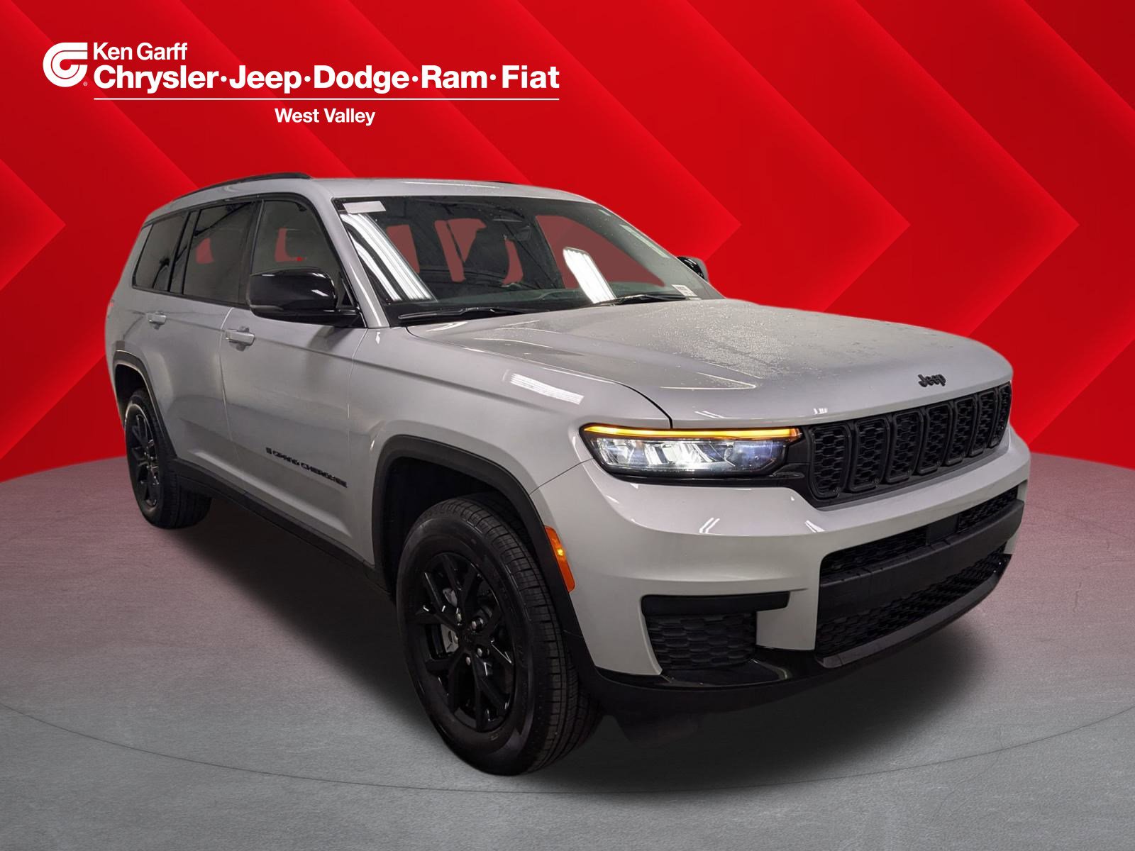 2025 Jeep Grand Cherokee L Altitude's photo