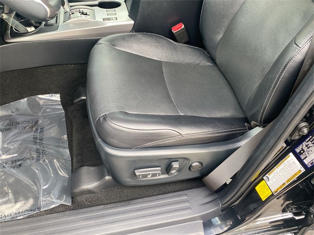2022 Toyota 4Runner Limited 4WD photo 3