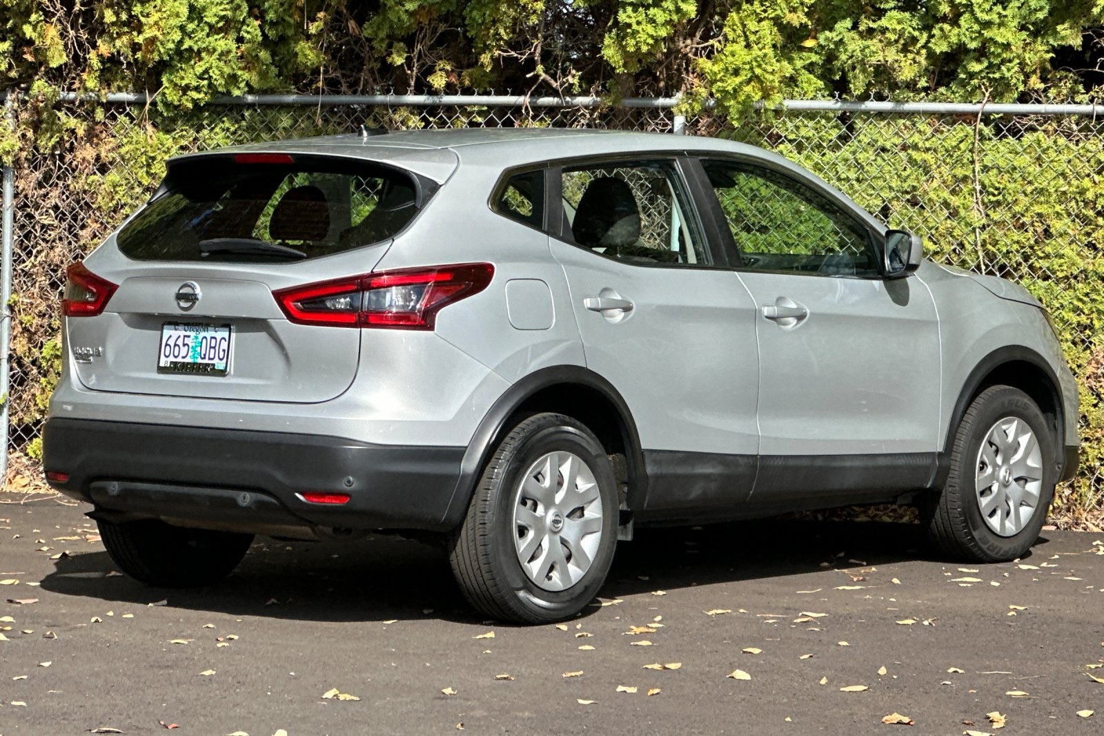 2020 Nissan Rogue Sport S photo 4