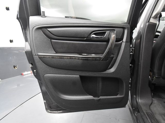 2014 Gmc Acadia SLT photo 26
