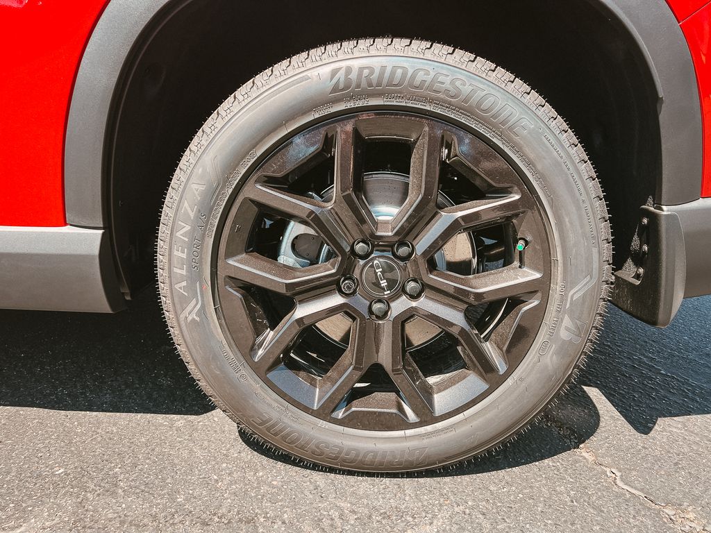 2025 Honda Pilot Touring photo 4