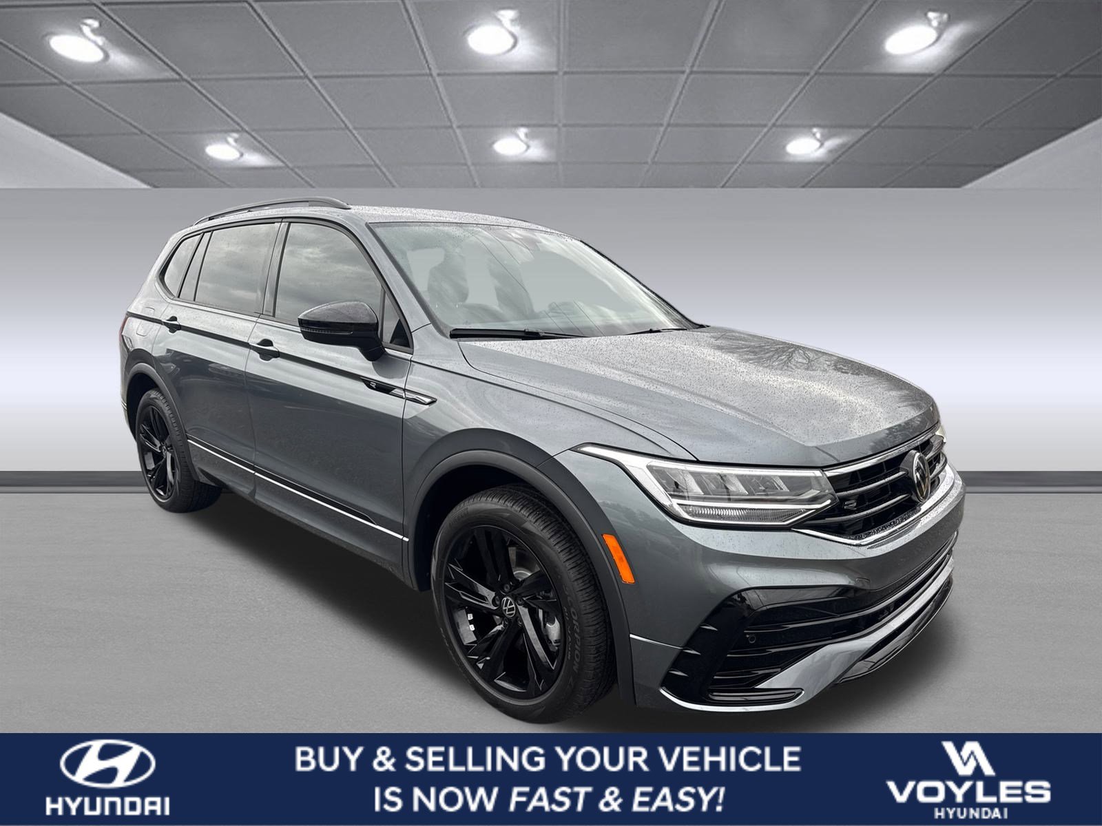 2024 Volkswagen Tiguan SE R-LINE BLACK