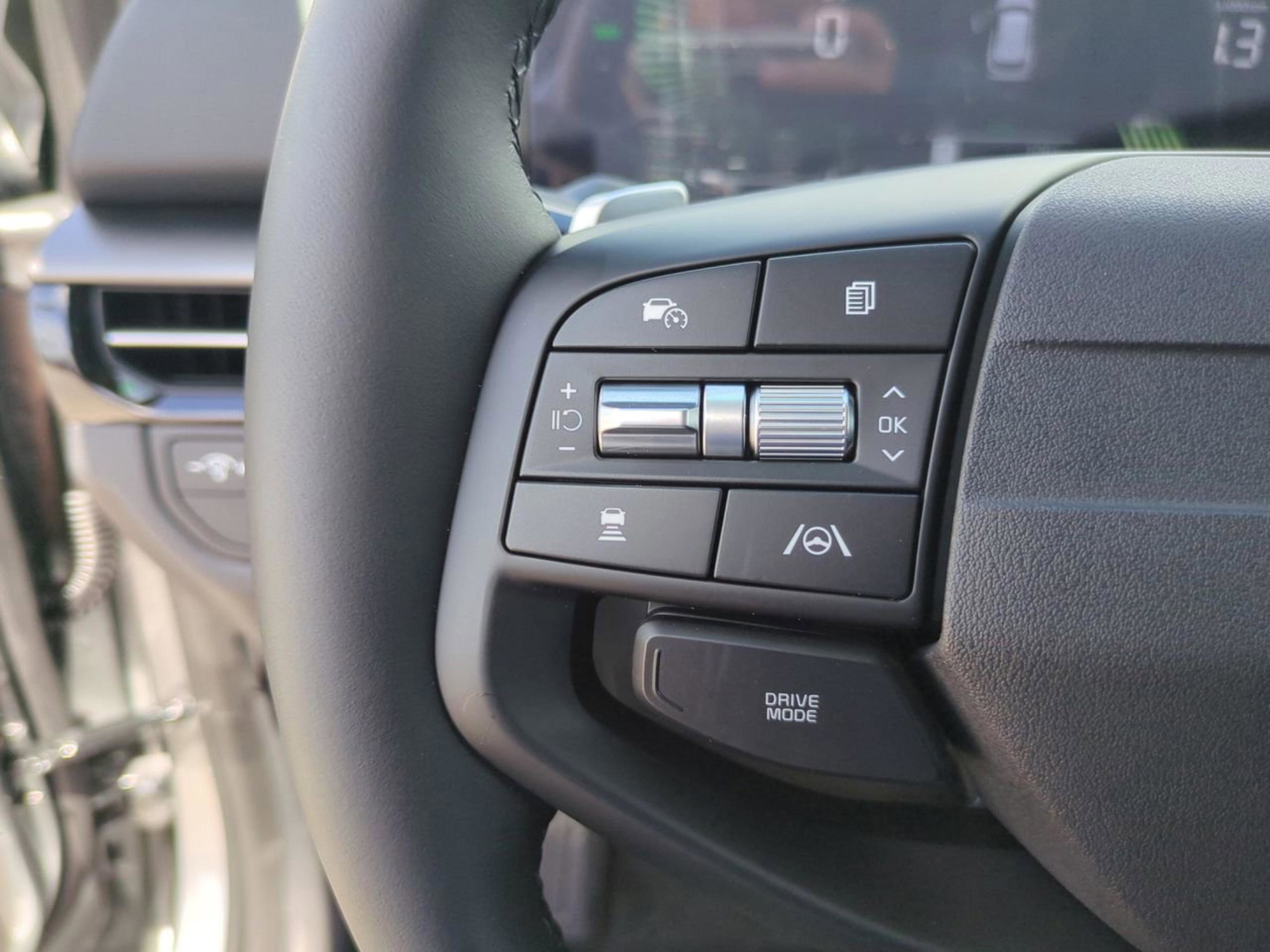 2026 Kia Sportage Hybrid LX photo 24