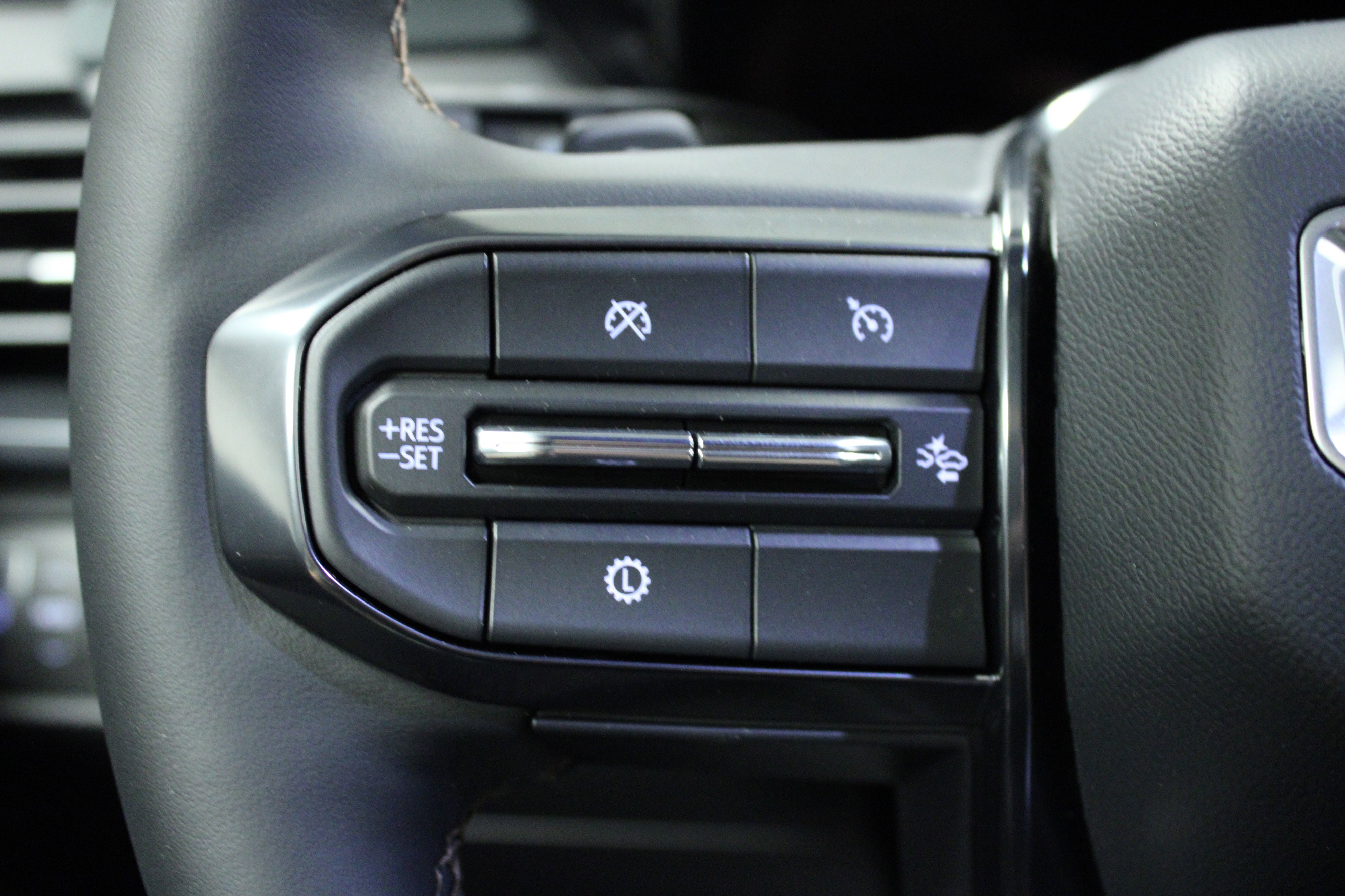 2025 Gmc Acadia AT4 photo 18