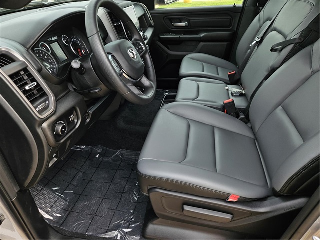 2025 Ram 1500 Tradesman photo 10