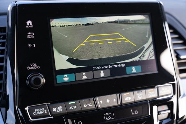 2023 Honda Odyssey Touring photo 23