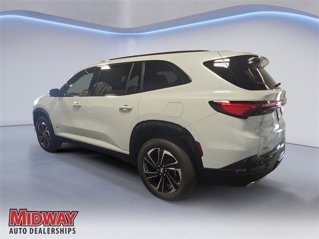 2026 Buick Enclave Sport Touring photo 3