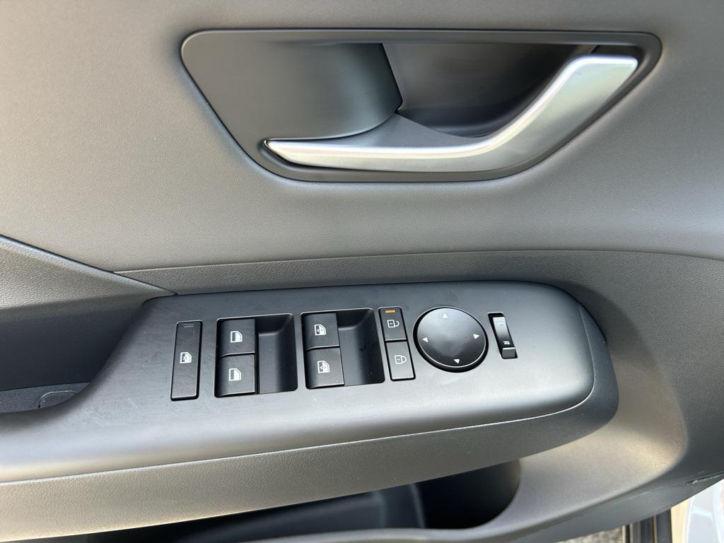 2026 Hyundai Kona Limited photo 8