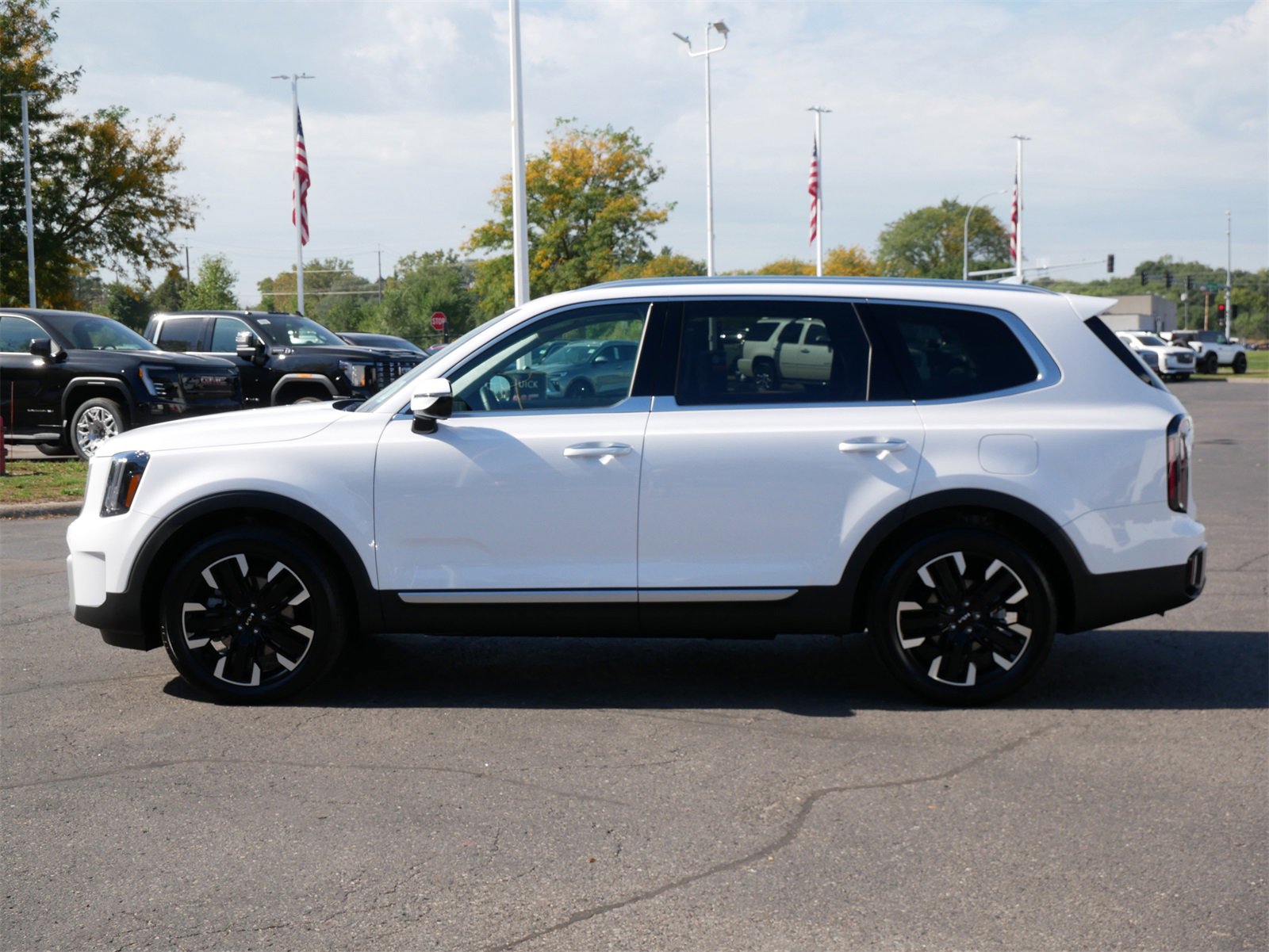 Used 2025 Kia Telluride SX Prestige with VIN 5XYP5DGC8SG656547 for sale in White Bear Lake, Minnesota