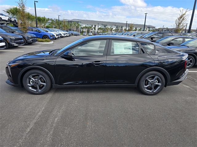 2025 Kia K4 LXS photo 3