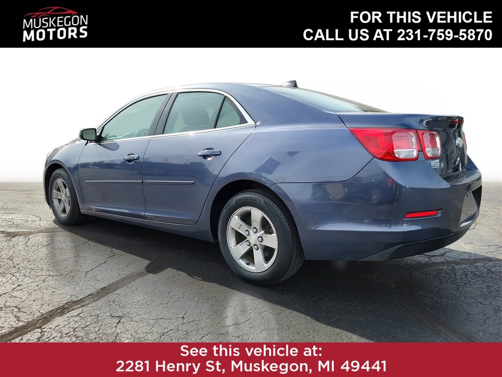 2013 Chevrolet Malibu LS photo 4