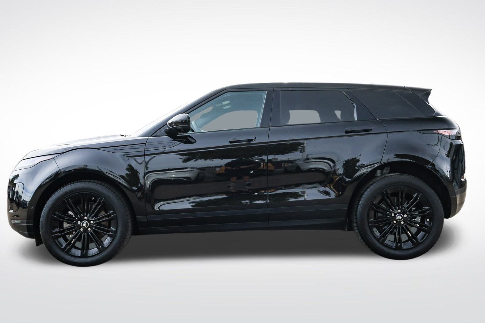 2025 Land Rover Range Rover Evoque S photo 3