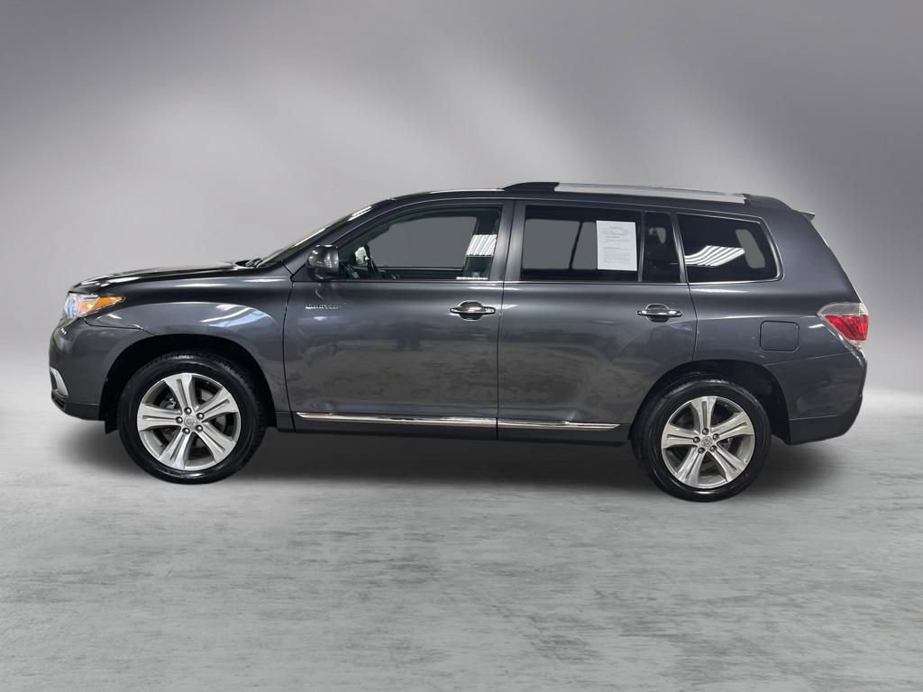 2011 Toyota Highlander Limited photo 2