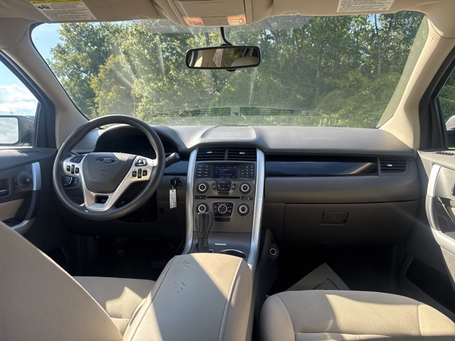 2013 Ford Edge SE photo 9