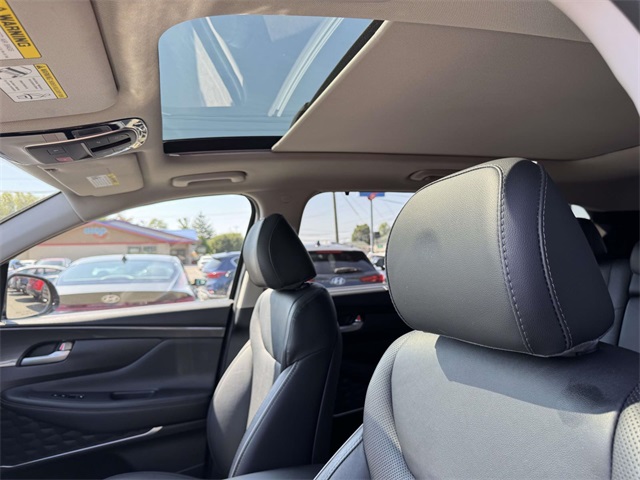 2022 Hyundai Santa Fe SEL Premium photo 3