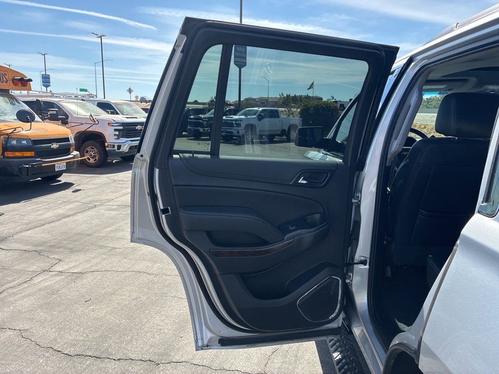 2019 Chevrolet Tahoe LT photo 16