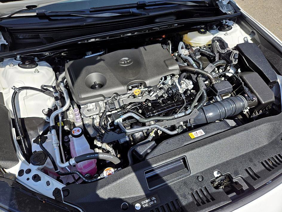 2025 Toyota Camry LE photo 17