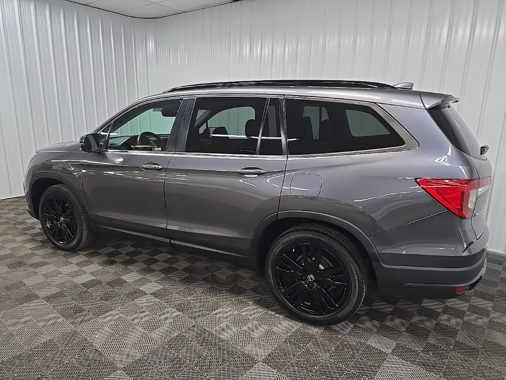 2022 Honda Pilot Special Edition photo 3