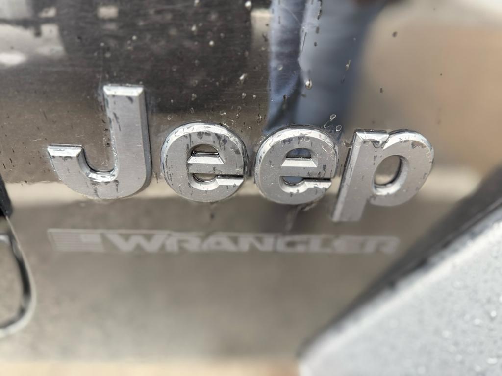 2024 Jeep Wrangler Sport S photo 4
