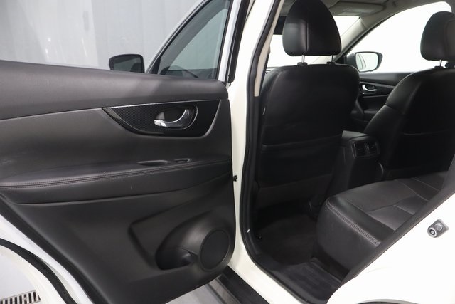 2017 Nissan Rogue SL photo 9