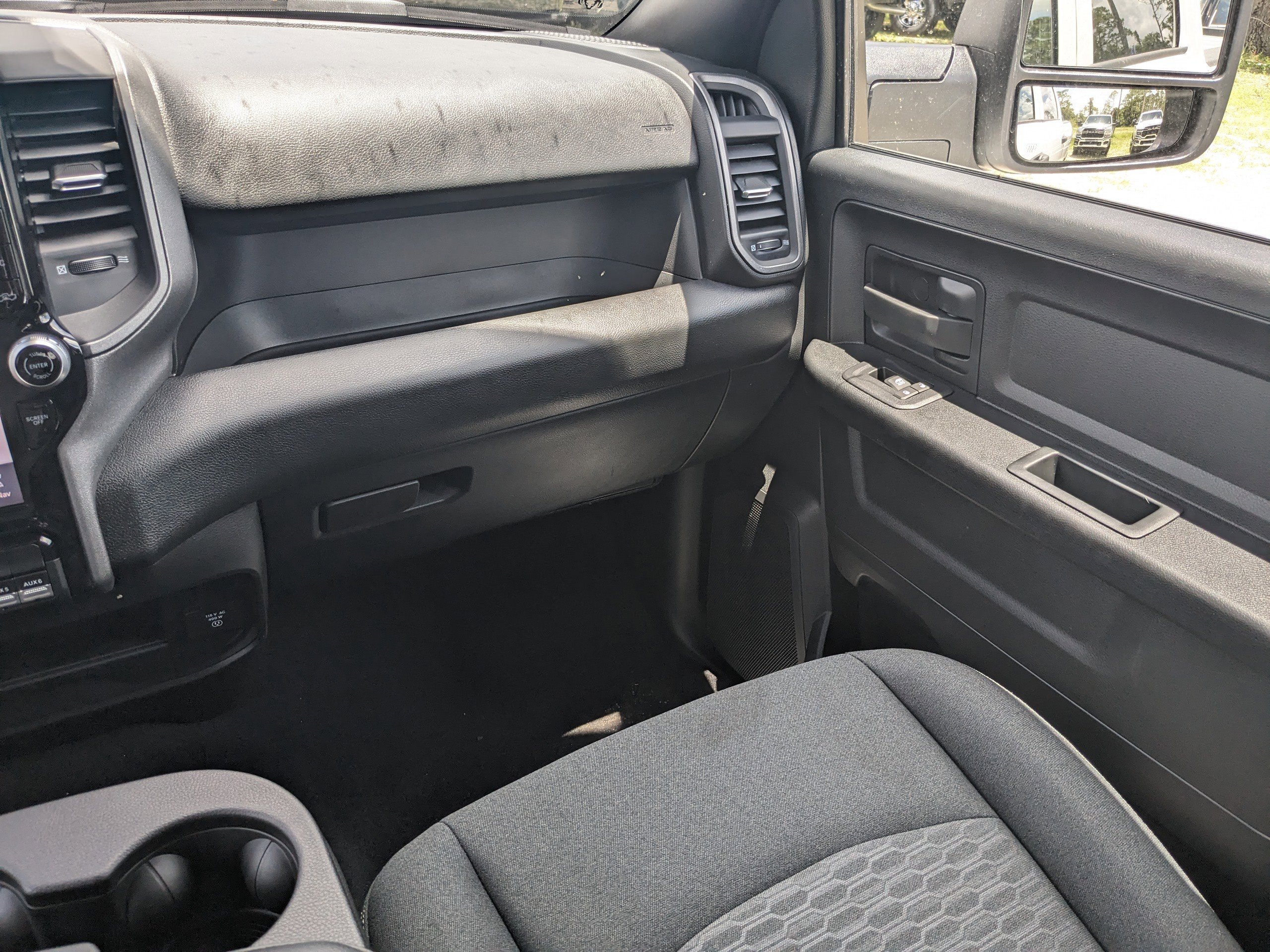 2025 Ram 2500 Tradesman photo 14