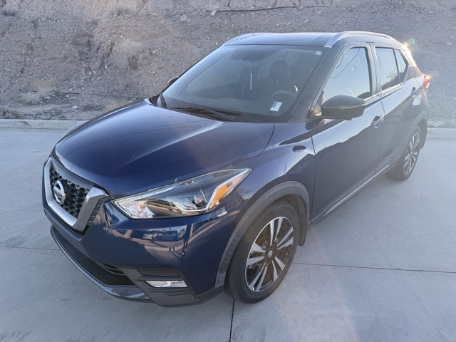 2019 Nissan Kicks SR's photo