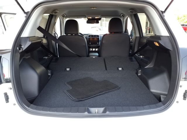 2025 Mitsubishi Outlander Sport SE photo 28