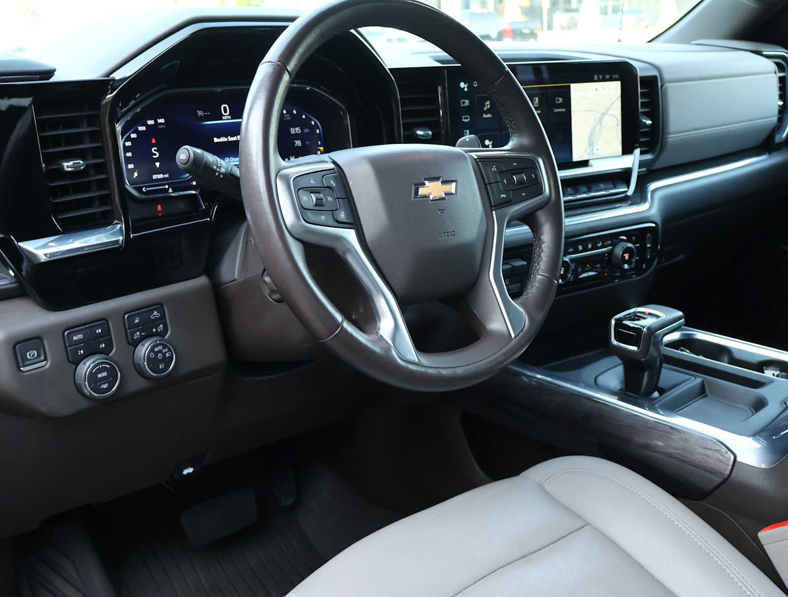 2022 Toyota RAV4 LTZ photo 2