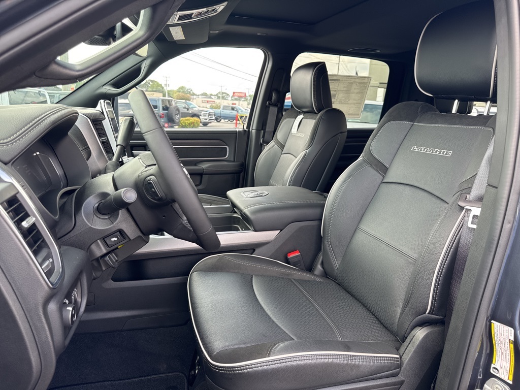 2026 Ram 2500 Laramie photo 31