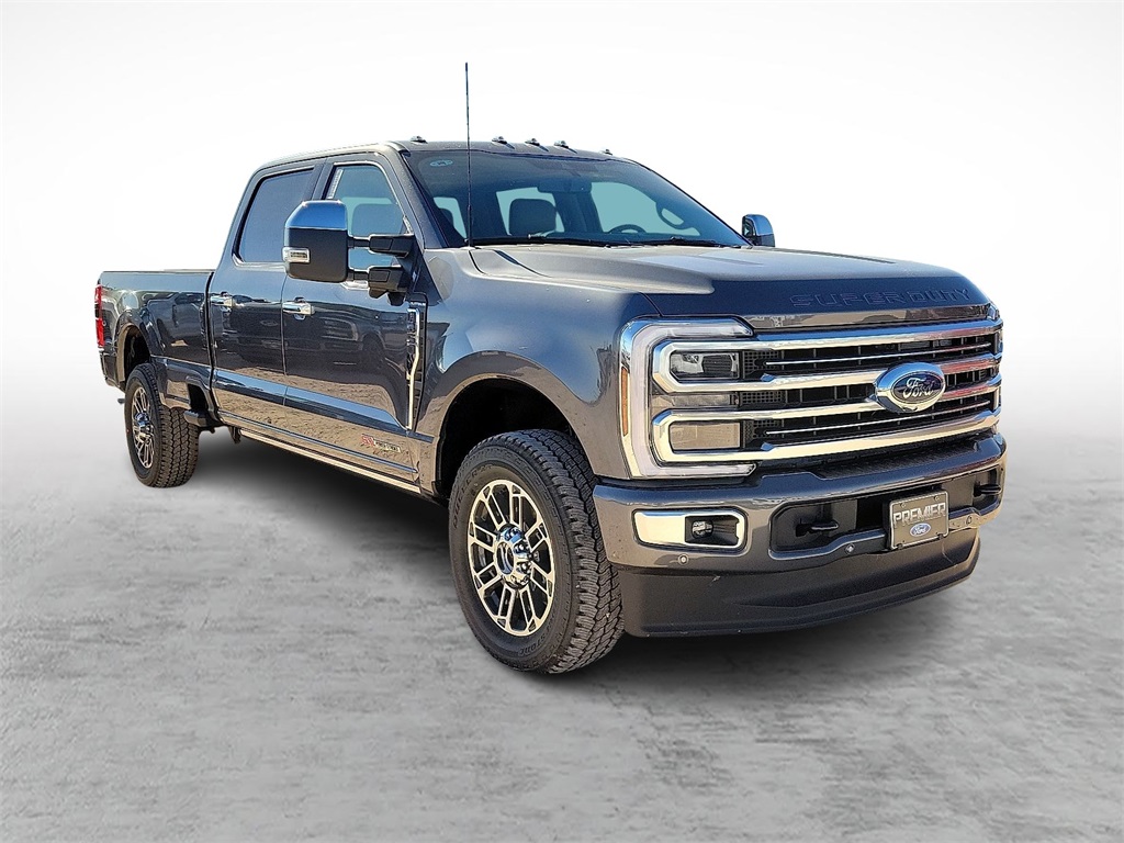 2026 Ford F-350 Super Duty Platinum's photo