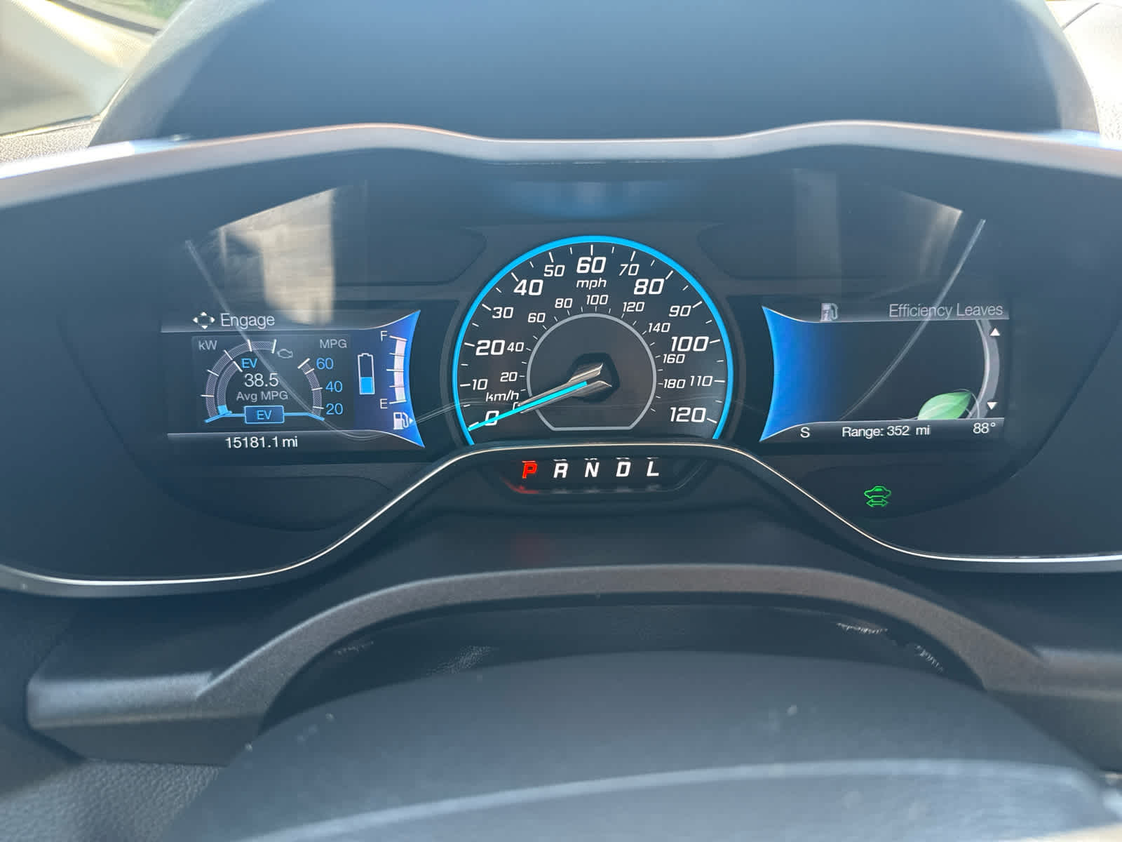 2017 Ford C-Max Hybrid SE photo 18