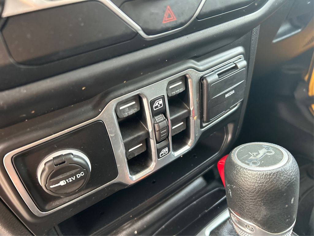 2019 Jeep Wrangler Unlimited Sport S photo 29