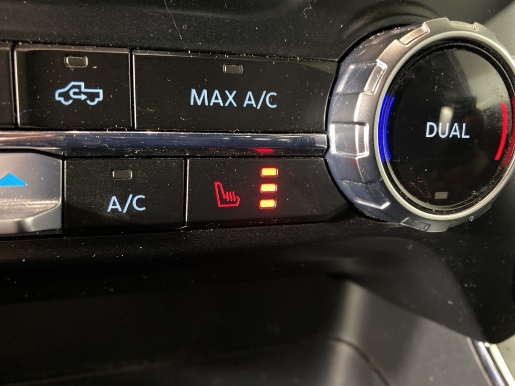 2023 Ford F-150 XLT photo 3