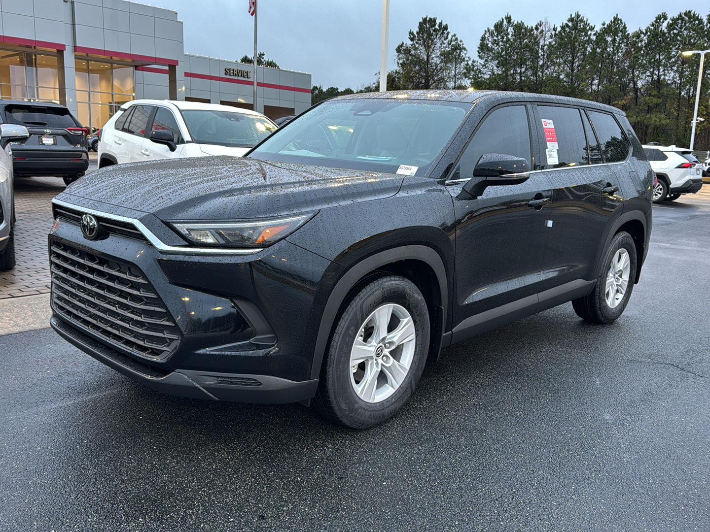 2026 Toyota Grand Highlander LE's photo