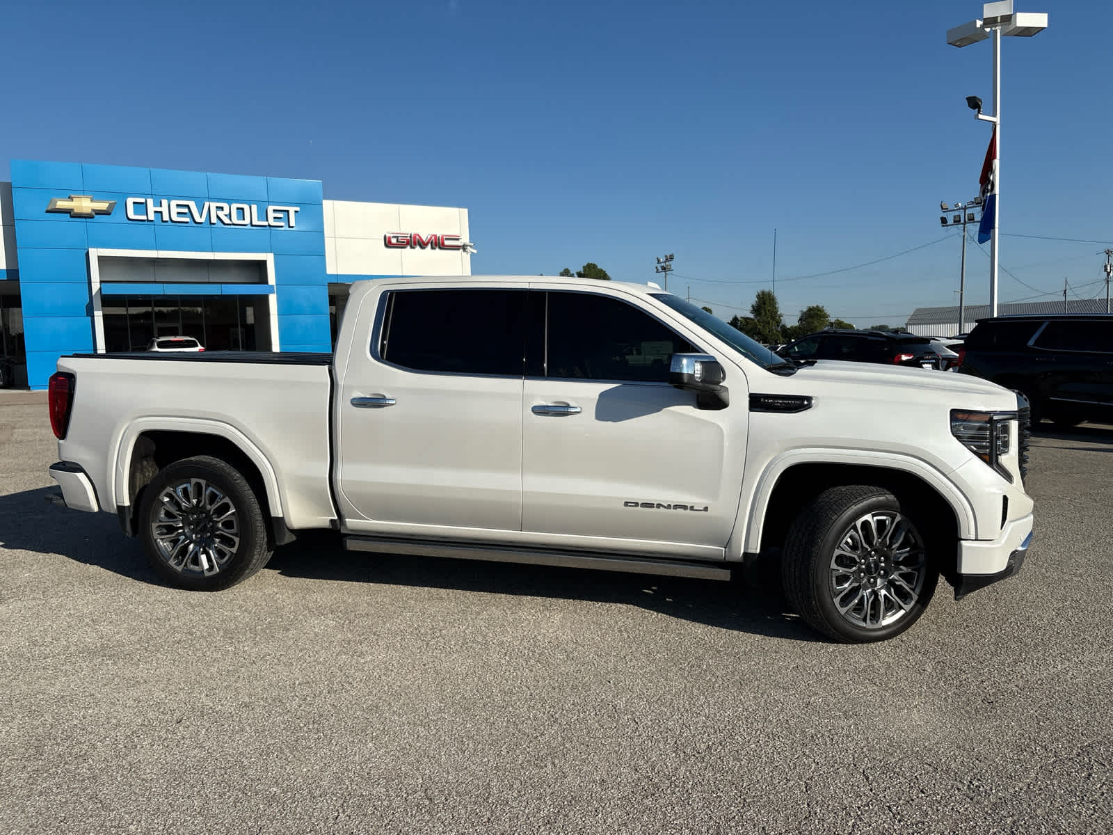 2024 Gmc Sierra 1500 Denali Ultimate photo 2