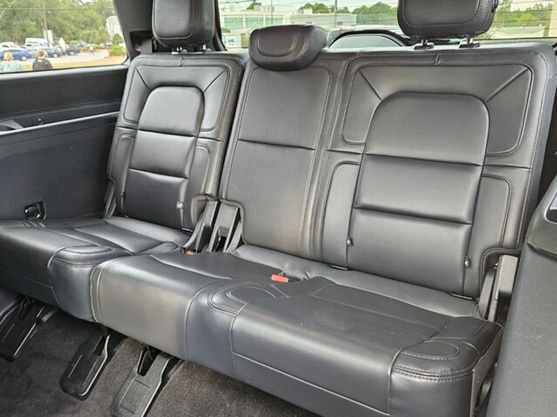 2023 Lincoln Navigator Reserve photo 9
