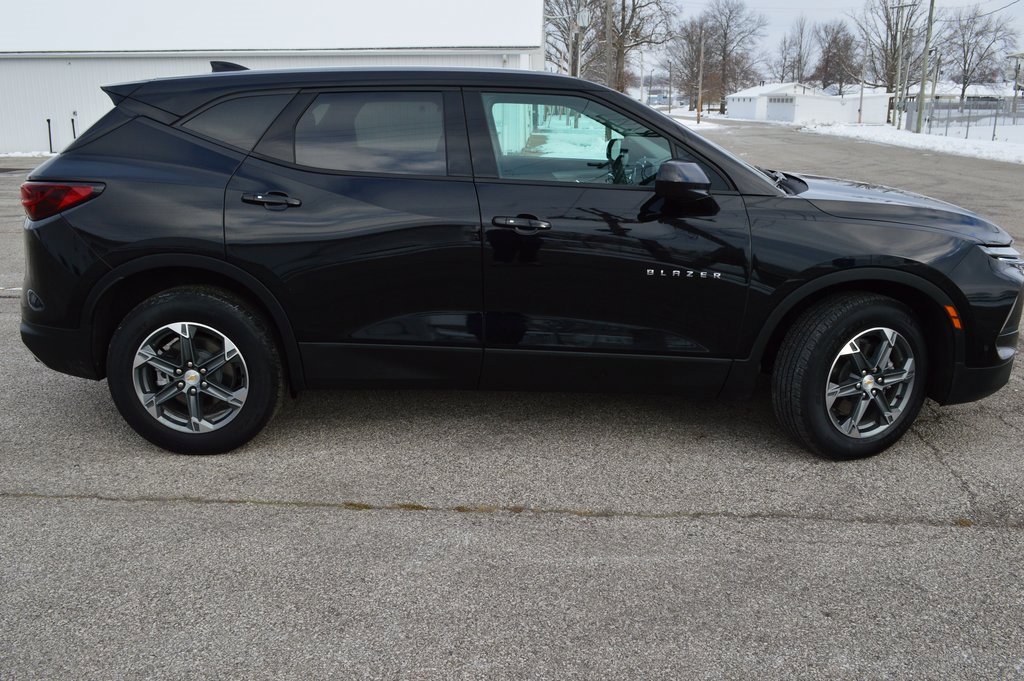 2025 Chevrolet Blazer 2LT photo 4
