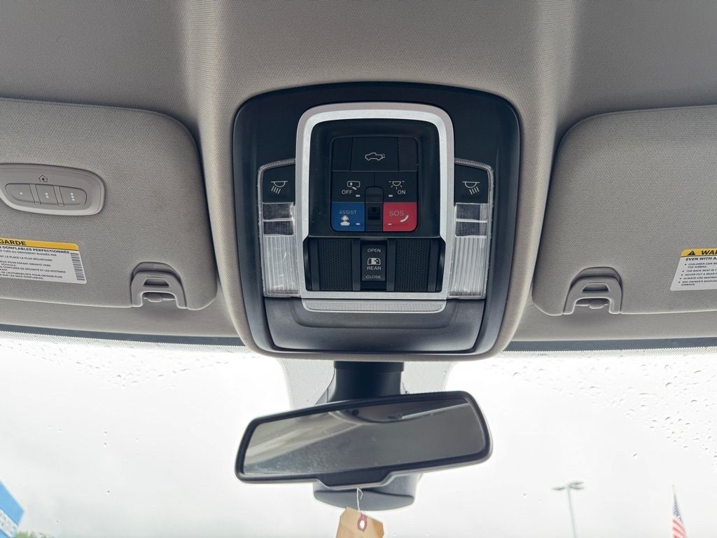 2024 Ram 3500 Laramie photo 22