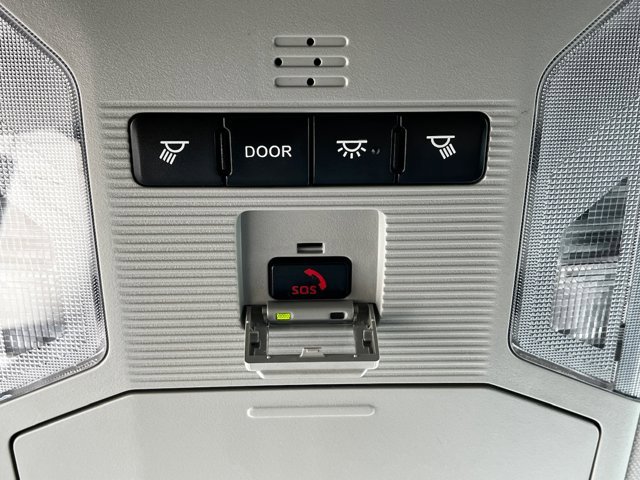 2021 Toyota RAV4 XLE photo 37