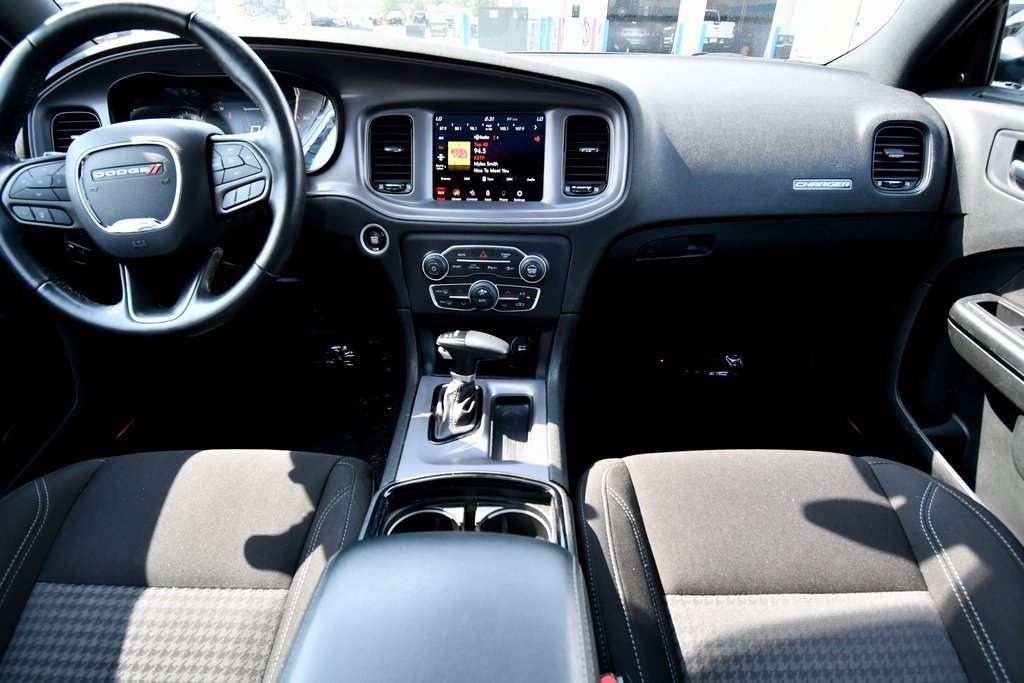 2023 Dodge Charger SXT photo 2
