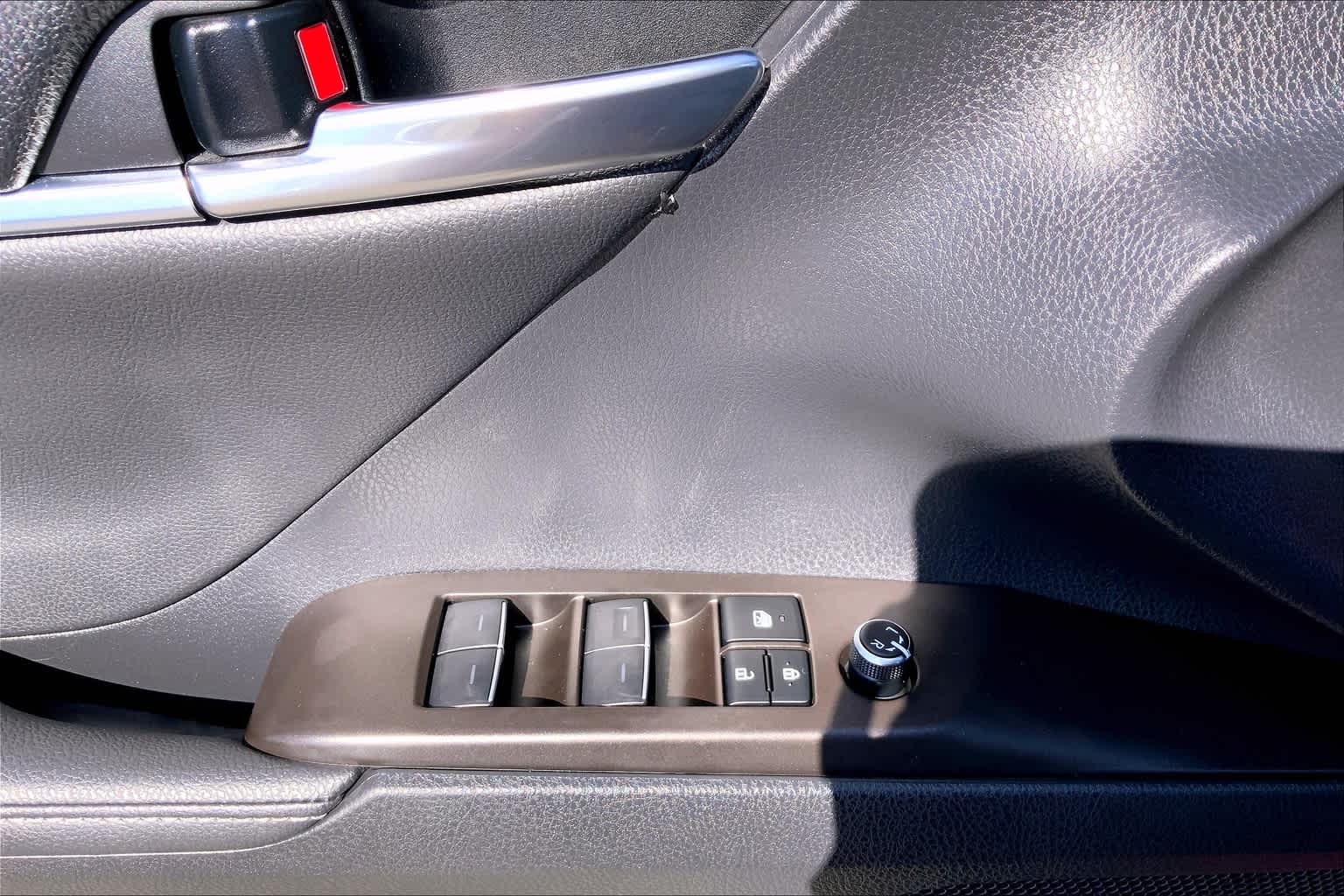 2024 Toyota Camry XSE photo 33