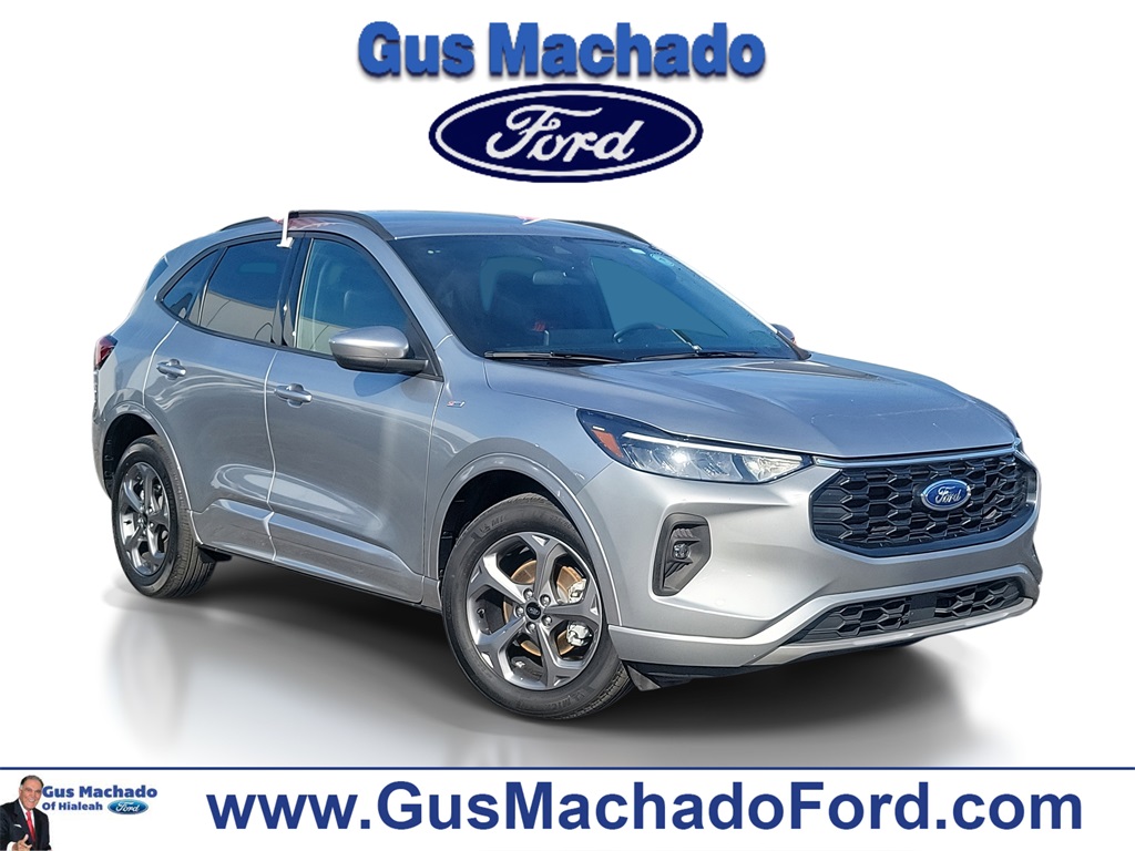 2023 Ford Escape ST-Line Select's photo