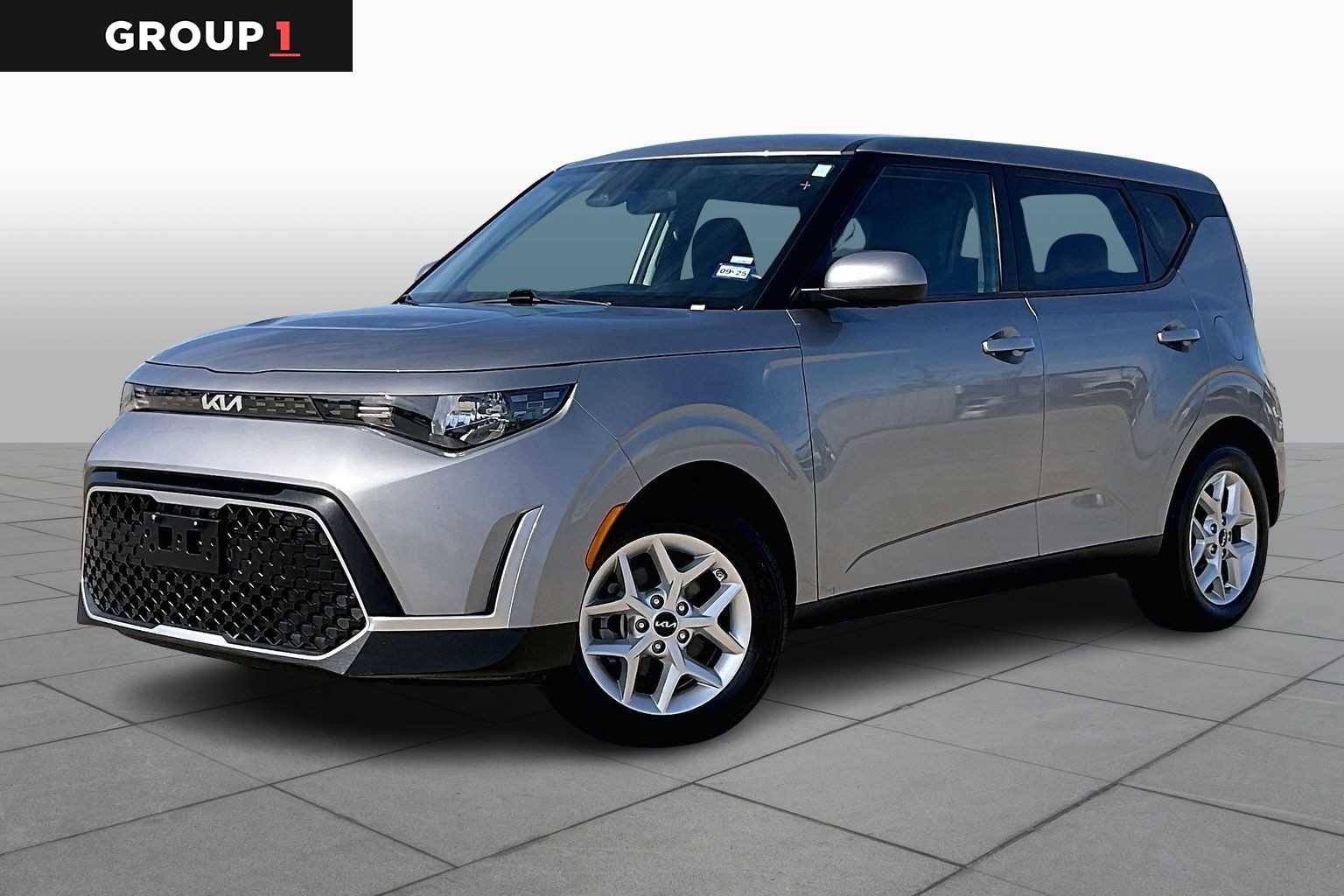 2024 Kia Soul LX's photo